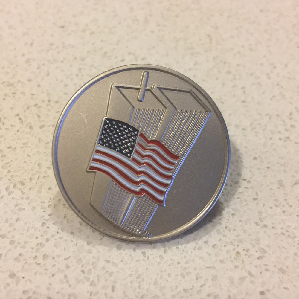🛍3/$25! NEW 9/11 Remembrance Lapel Pin